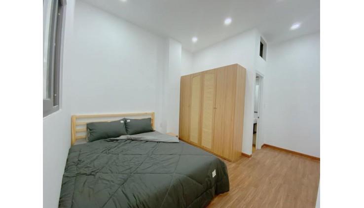 Hẻm 1/ Nguyễn Kiệm, Ô Tô 1 Trục, Đủ Nội Thất, Giá Tốt